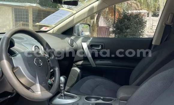 Buy Used Nissan Rogue Beige Car in Takoradi in Western Buy Used Nissan Rogue Beige Car in Takoradi in Western