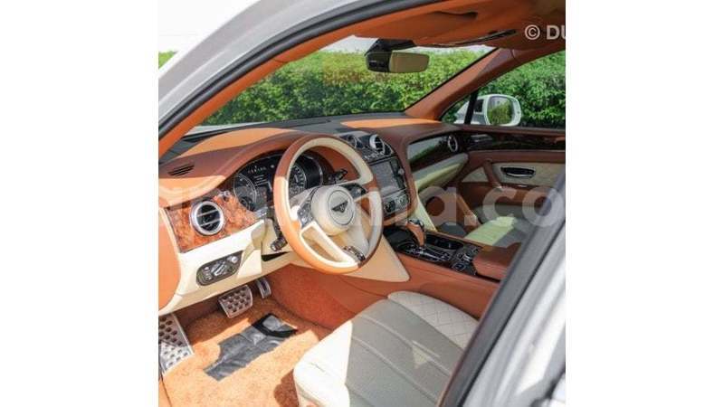 Big with watermark bentley bentayga ashanti import dubai 54090