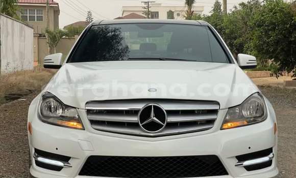 Buy Used Mercedes‒Benz C–Class White Car in Takoradi in Western Buy Used Mercedes‒Benz C–Class White Car in Takoradi in Western