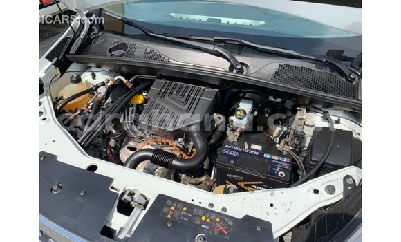 Buy Import Renault 18 White Car in Import - Dubai in Ashanti Buy Import Renault 18 White Car in Import - Dubai in Ashanti