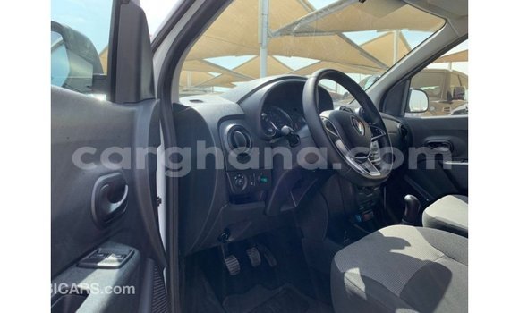 Buy Import Renault 18 White Car in Import - Dubai in Ashanti Buy Import Renault 18 White Car in Import - Dubai in Ashanti