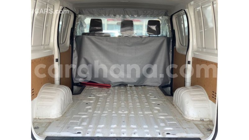 Big with watermark toyota hiace ashanti import dubai 54105