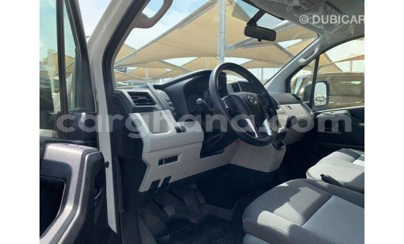 Sayi Imported Toyota Hiace White Mota in Import - Dubai a Ashanti Sayi Imported Toyota Hiace White Mota in Import - Dubai a Ashanti