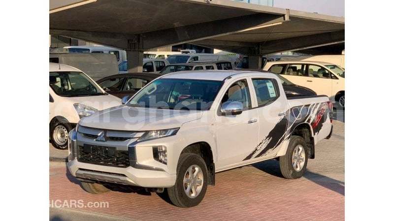 Big with watermark mitsubishi l200 ashanti import dubai 54106