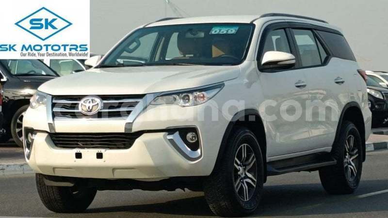 Big with watermark toyota fortuner ashanti import dubai 54107