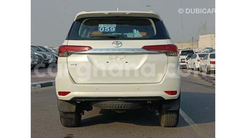 Big with watermark toyota fortuner ashanti import dubai 54107