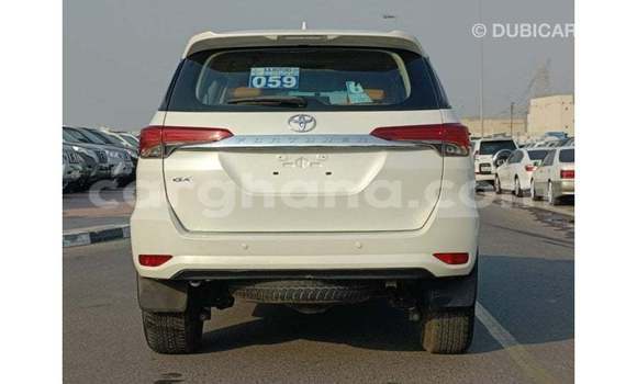 Ra Imported Toyota Fortuner funfun Ọkọ̀ in Import - Dubai ni Ashanti Ra Imported Toyota Fortuner funfun Ọkọ̀ in Import - Dubai ni Ashanti