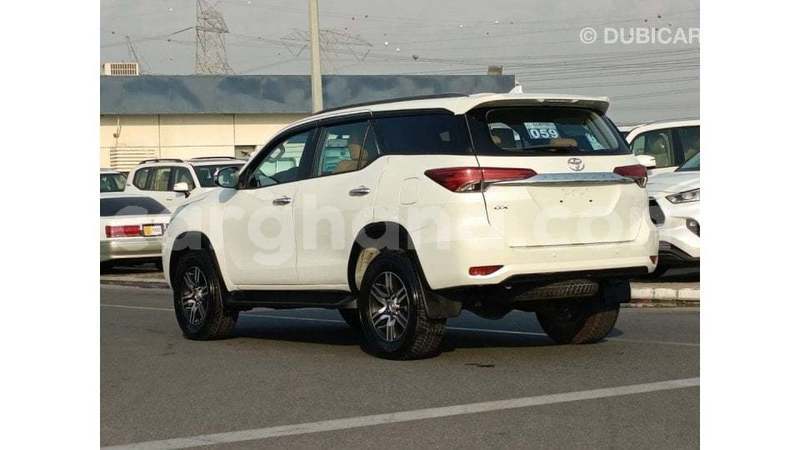 Big with watermark toyota fortuner ashanti import dubai 54107