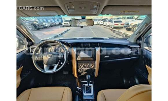 Ra Imported Toyota Fortuner funfun Ọkọ̀ in Import - Dubai ni Ashanti Ra Imported Toyota Fortuner funfun Ọkọ̀ in Import - Dubai ni Ashanti