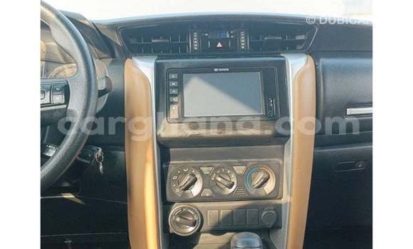 Ra Imported Toyota Fortuner funfun Ọkọ̀ in Import - Dubai ni Ashanti Ra Imported Toyota Fortuner funfun Ọkọ̀ in Import - Dubai ni Ashanti
