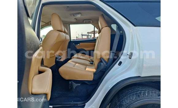 Ra Imported Toyota Fortuner funfun Ọkọ̀ in Import - Dubai ni Ashanti Ra Imported Toyota Fortuner funfun Ọkọ̀ in Import - Dubai ni Ashanti