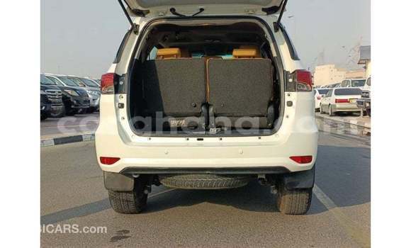 Ra Imported Toyota Fortuner funfun Ọkọ̀ in Import - Dubai ni Ashanti Ra Imported Toyota Fortuner funfun Ọkọ̀ in Import - Dubai ni Ashanti