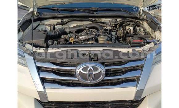 Ra Imported Toyota Fortuner funfun Ọkọ̀ in Import - Dubai ni Ashanti Ra Imported Toyota Fortuner funfun Ọkọ̀ in Import - Dubai ni Ashanti