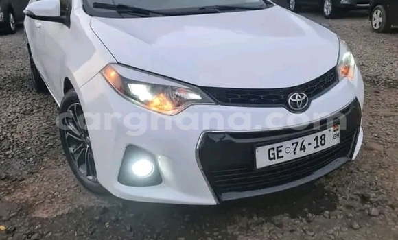 Buy Used Toyota Corolla White Car in Accra in Greater Accra Buy Used Toyota Corolla White Car in Accra in Greater Accra