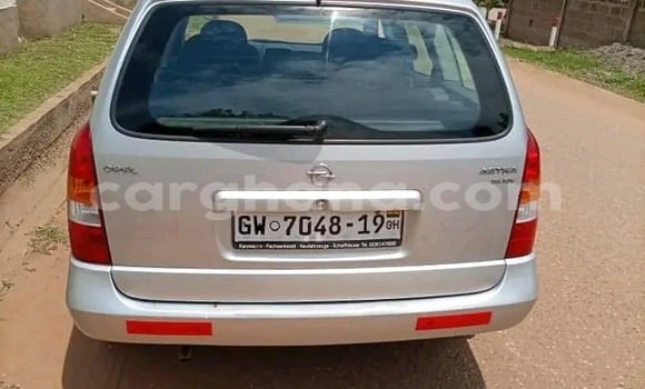 Ra Àlòkù Opel Astra Silver Ọkọ̀ in Accra ni Greater Accra