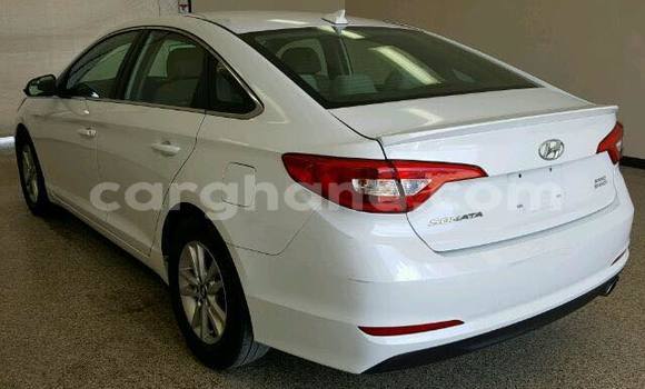 Ra Àlòkù Hyundai Sonata funfun Ọkọ̀ in Accra ni Greater Accra Ra Àlòkù Hyundai Sonata funfun Ọkọ̀ in Accra ni Greater Accra