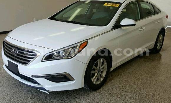 Ra Àlòkù Hyundai Sonata funfun Ọkọ̀ in Accra ni Greater Accra Ra Àlòkù Hyundai Sonata funfun Ọkọ̀ in Accra ni Greater Accra