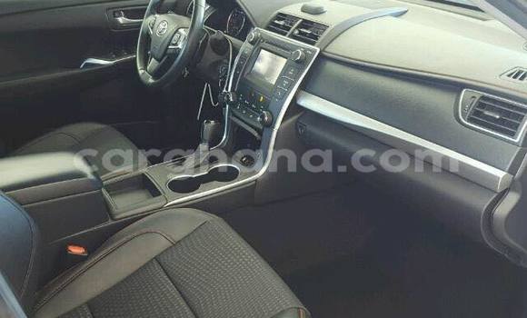 Ra Àlòkù Toyota Camry Silver Ọkọ̀ in Accra ni Greater Accra Ra Àlòkù Toyota Camry Silver Ọkọ̀ in Accra ni Greater Accra