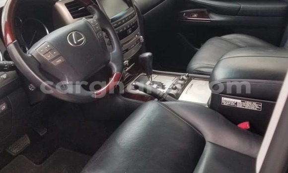 Sayi Na hannu Lexus LX 570 Sauran Mota in Accra a Greater Accra Sayi Na hannu Lexus LX 570 Sauran Mota in Accra a Greater Accra