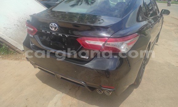 Ra Àlòkù Toyota Camry Black Ọkọ̀ in Accra ni Greater Accra Ra Àlòkù Toyota Camry Black Ọkọ̀ in Accra ni Greater Accra
