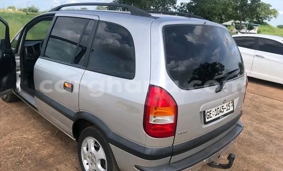 Buy Used Opel Zafira White Car in Accra in Greater Accra Buy Used Opel Zafira White Car in Accra in Greater Accra