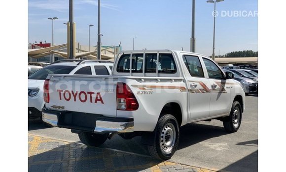 Ra Imported Toyota Hilux funfun Ọkọ̀ in Import - Dubai ni Ashanti Ra Imported Toyota Hilux funfun Ọkọ̀ in Import - Dubai ni Ashanti