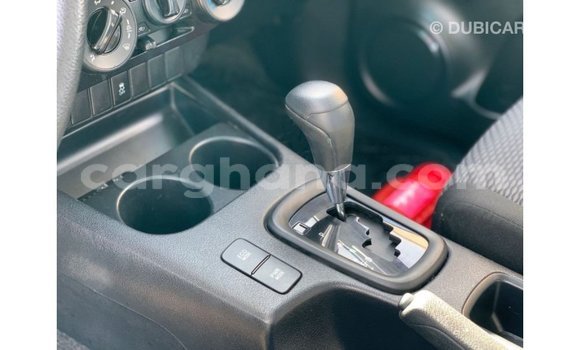 Ra Imported Toyota Hilux funfun Ọkọ̀ in Import - Dubai ni Ashanti Ra Imported Toyota Hilux funfun Ọkọ̀ in Import - Dubai ni Ashanti