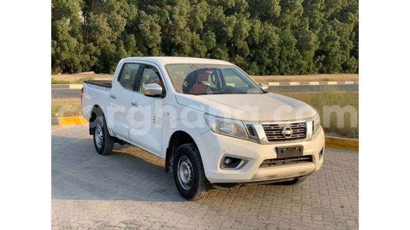 Big with watermark nissan navara ashanti import dubai 54167