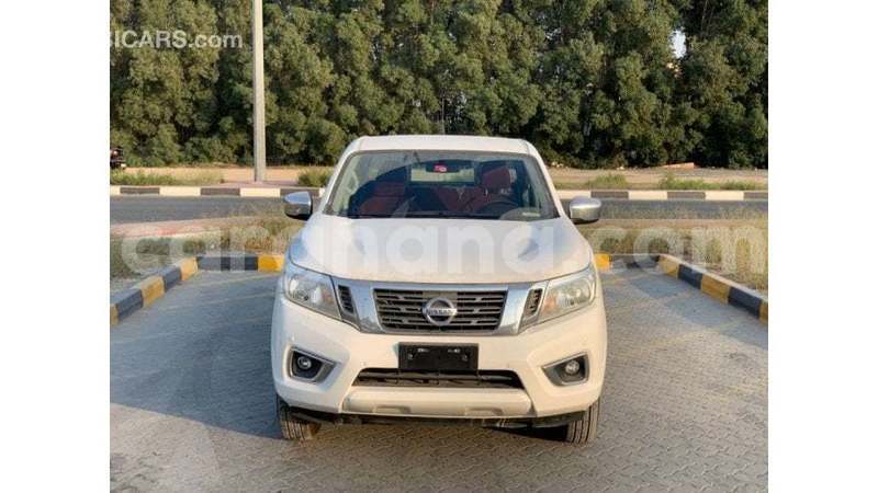 Big with watermark nissan navara ashanti import dubai 54167