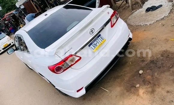 Ra Àlòkù Toyota Corolla funfun Ọkọ̀ in Accra ni Greater Accra Ra Àlòkù Toyota Corolla funfun Ọkọ̀ in Accra ni Greater Accra