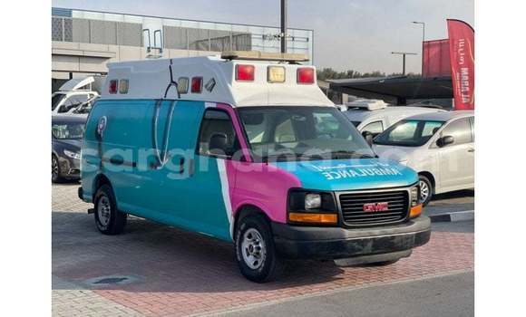 Ra Imported GMC Acadia funfun Ọkọ̀ in Import - Dubai ni Ashanti