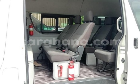 Buy Used Toyota Hiace White Car in Sekondi–Takoradi Metropolitan in Western Buy Used Toyota Hiace White Car in Sekondi–Takoradi Metropolitan in Western