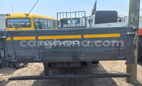 Buy Used Daewoo Nexia White Car in Accra in Greater Accra Buy Used Daewoo Nexia White Car in Accra in Greater Accra