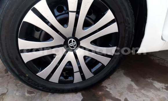 Buy Used Toyota Yaris White Car in Sekondi–Takoradi Metropolitan in Western Buy Used Toyota Yaris White Car in Sekondi–Takoradi Metropolitan in Western