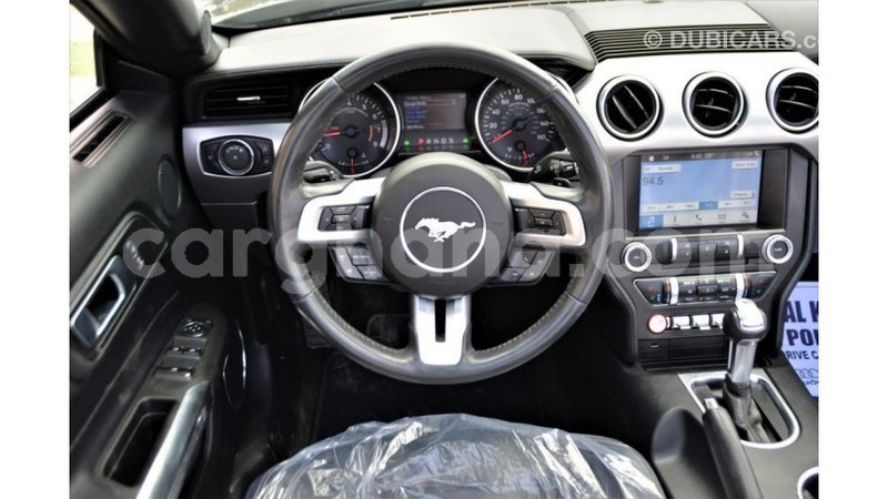 Big with watermark ford mustang ashanti import dubai 54203