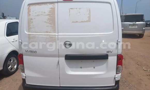Buy Used Nissan NV200 White Car in Accra in Greater Accra Buy Used Nissan NV200 White Car in Accra in Greater Accra