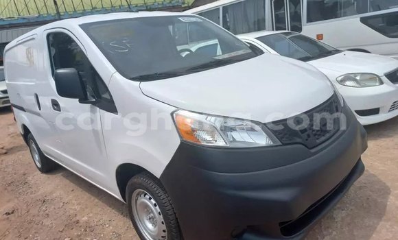 Buy Used Nissan NV200 White Car in Accra in Greater Accra Buy Used Nissan NV200 White Car in Accra in Greater Accra