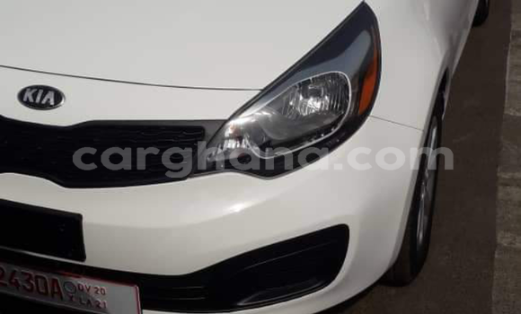 Ra Àlòkù Kia Rio funfun Ọkọ̀ in Sekondi–Takoradi Metropolitan ni Oorun Ra Àlòkù Kia Rio funfun Ọkọ̀ in Sekondi–Takoradi Metropolitan ni Oorun