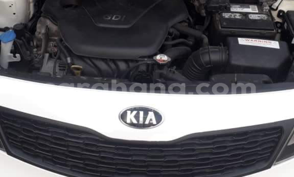 Ra Àlòkù Kia Rio funfun Ọkọ̀ in Sekondi–Takoradi Metropolitan ni Oorun Ra Àlòkù Kia Rio funfun Ọkọ̀ in Sekondi–Takoradi Metropolitan ni Oorun