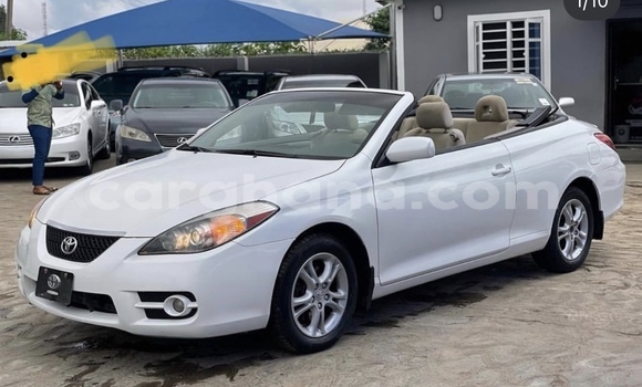 Ra Àlòkù Bentley Continental GT funfun Ọkọ̀ in Accra ni Greater Accra