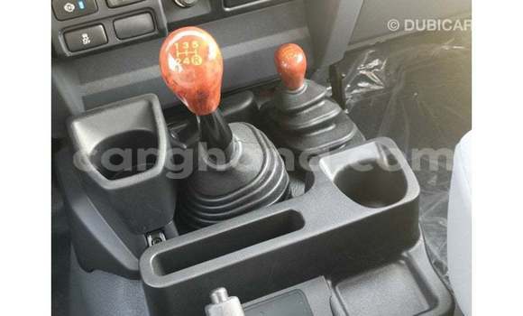 Buy Import Toyota Land Cruiser White Car in Import - Dubai in Ashanti Buy Import Toyota Land Cruiser White Car in Import - Dubai in Ashanti