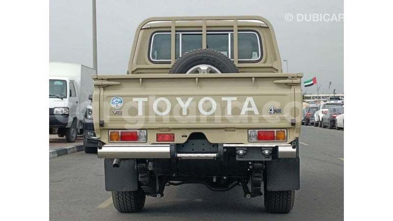 Big with watermark toyota land cruiser ashanti import dubai 54232