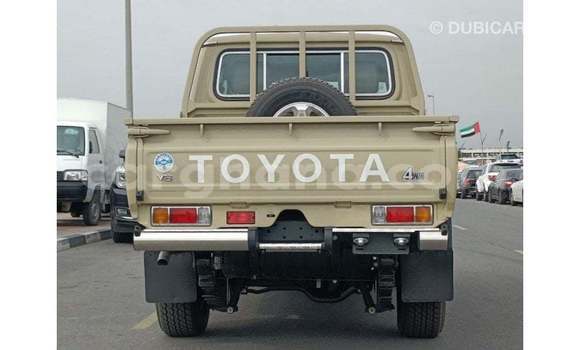 Buy Import Toyota Land Cruiser Beige Car in Import - Dubai in Ashanti Buy Import Toyota Land Cruiser Beige Car in Import - Dubai in Ashanti