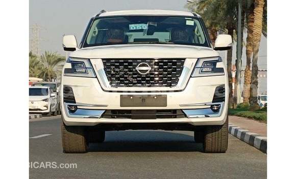 Buy Import Nissan Patrol White Car in Import - Dubai in Ashanti Buy Import Nissan Patrol White Car in Import - Dubai in Ashanti