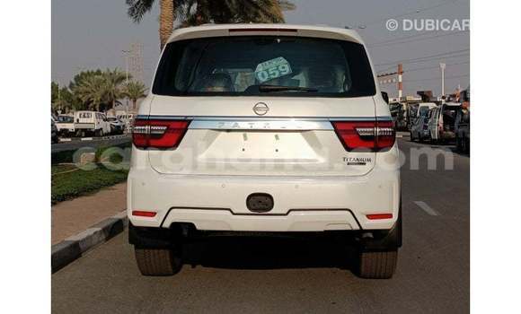 Buy Import Nissan Patrol White Car in Import - Dubai in Ashanti Buy Import Nissan Patrol White Car in Import - Dubai in Ashanti