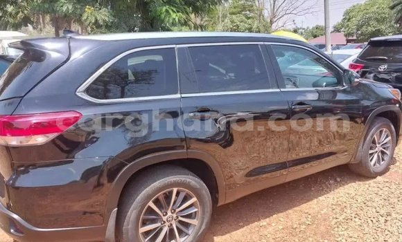 Ra Àlòkù Toyota Highlander Black Ọkọ̀ in Accra ni Greater Accra Ra Àlòkù Toyota Highlander Black Ọkọ̀ in Accra ni Greater Accra