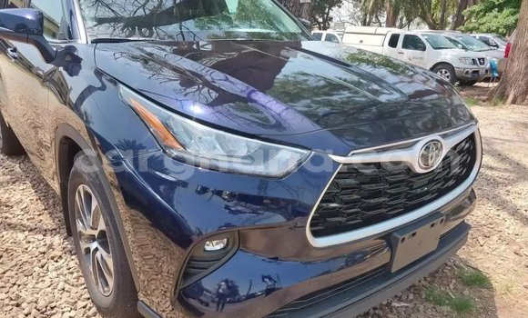 Sayi Na hannu Toyota Highlander Blue Mota in Accra a Greater Accra Sayi Na hannu Toyota Highlander Blue Mota in Accra a Greater Accra