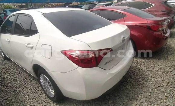 Buy Used Toyota Corolla White Car in Accra in Greater Accra Buy Used Toyota Corolla White Car in Accra in Greater Accra