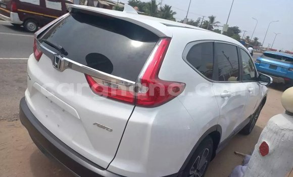 Sayi Na hannu Honda CR–V White Mota in Accra a Greater Accra Sayi Na hannu Honda CR–V White Mota in Accra a Greater Accra