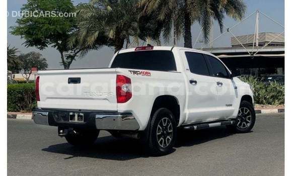 Sayi Imported Toyota Tundra White Mota in Import - Dubai a Ashanti Sayi Imported Toyota Tundra White Mota in Import - Dubai a Ashanti